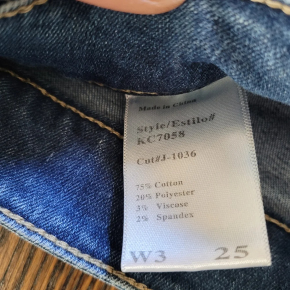 Kancan Distressed Cuffed Cut Off Hi-Rise Jean Shorts Size Women's 3/25 - Picture 7 of 8